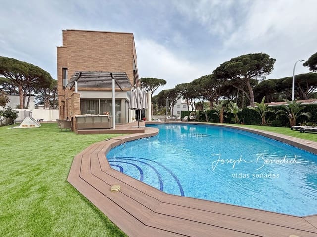 5 sypialnia Willa na sprzedaż w Castelldefels z basenem garażem - 2 590 000 € (Ref: 9108307)