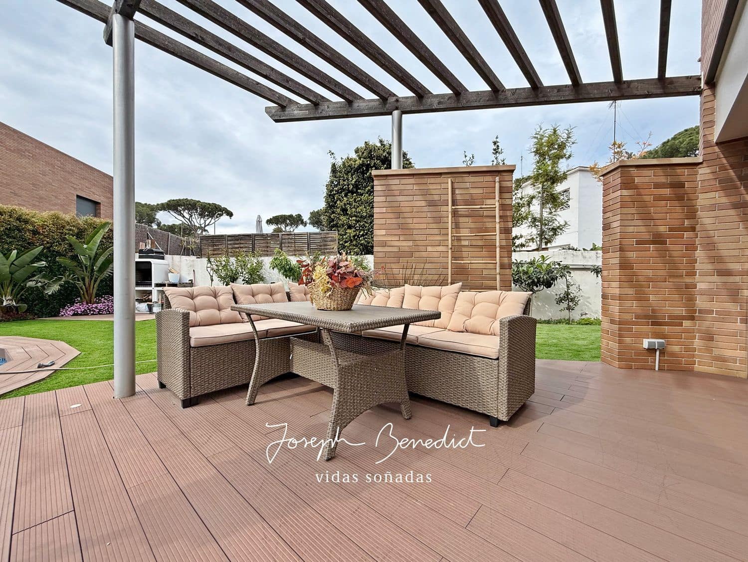 5 sypialnia Willa na sprzedaż w Castelldefels z basenem garażem - 2 590 000 € (Ref: 9108307)