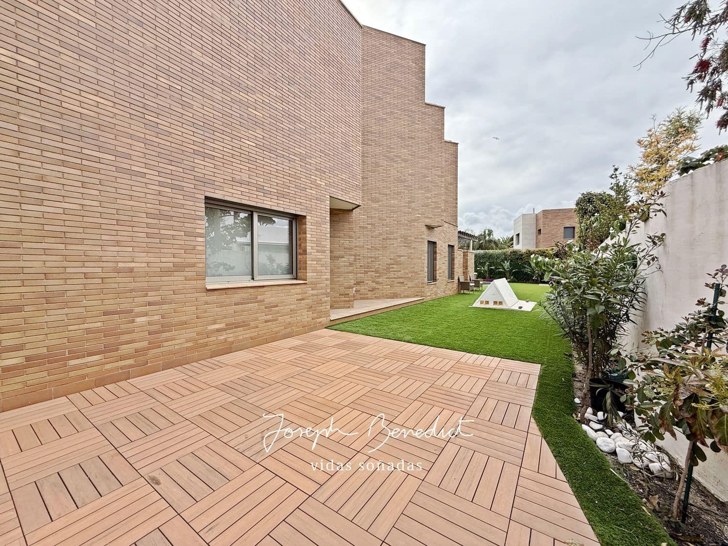 5 sypialnia Willa na sprzedaż w Castelldefels z basenem garażem - 2 590 000 € (Ref: 9108307)