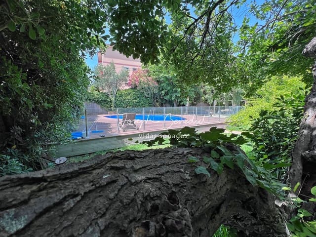 5 soveværelse Villa til salg i Castelldefels med swimmingpool garage - € 1.190.000 (Ref: 9116586)