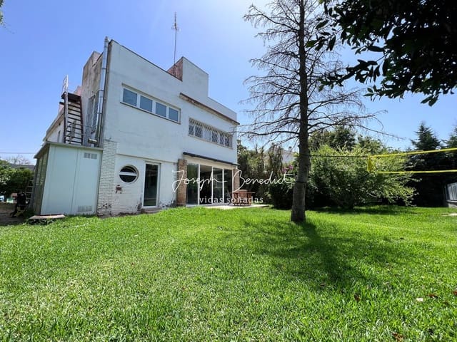 5 soveværelse Villa til salg i Castelldefels med swimmingpool garage - € 1.190.000 (Ref: 9116586)