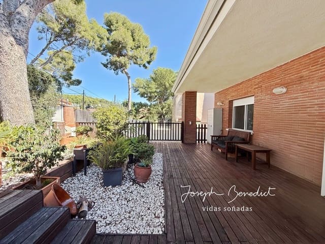 8 soverom Villa til salgs i Castelldefels med svømmebasseng garasje - € 1 445 000 (Ref: 9275660)