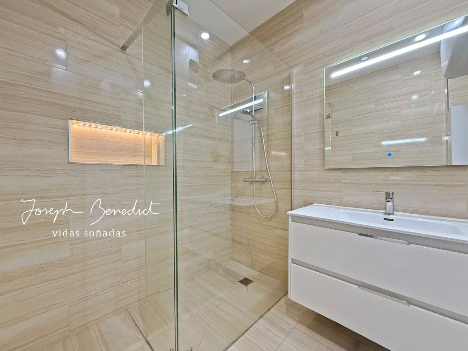 2 camera da letto Appartamento in vendita in Gava con garage - 370.000 € (Rif: 9294146)