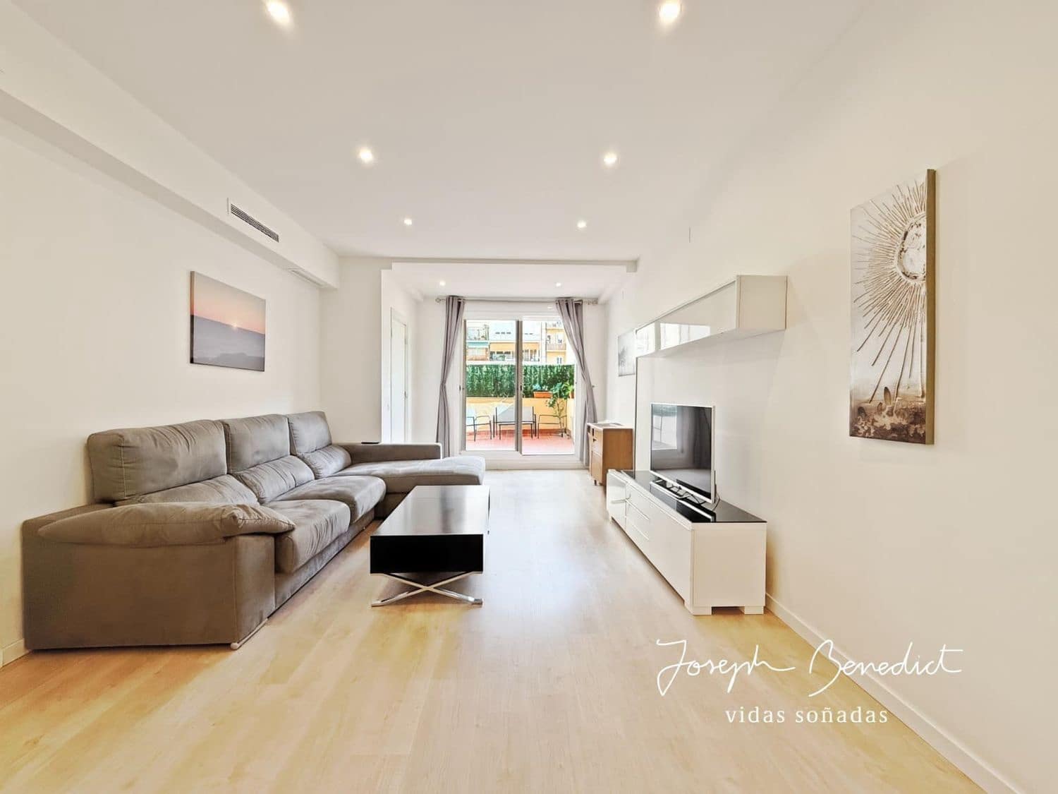 2 sypialnia Apartament na sprzedaż w Miasto Barcelona z garażem - 590 000 € (Ref: 9308241)