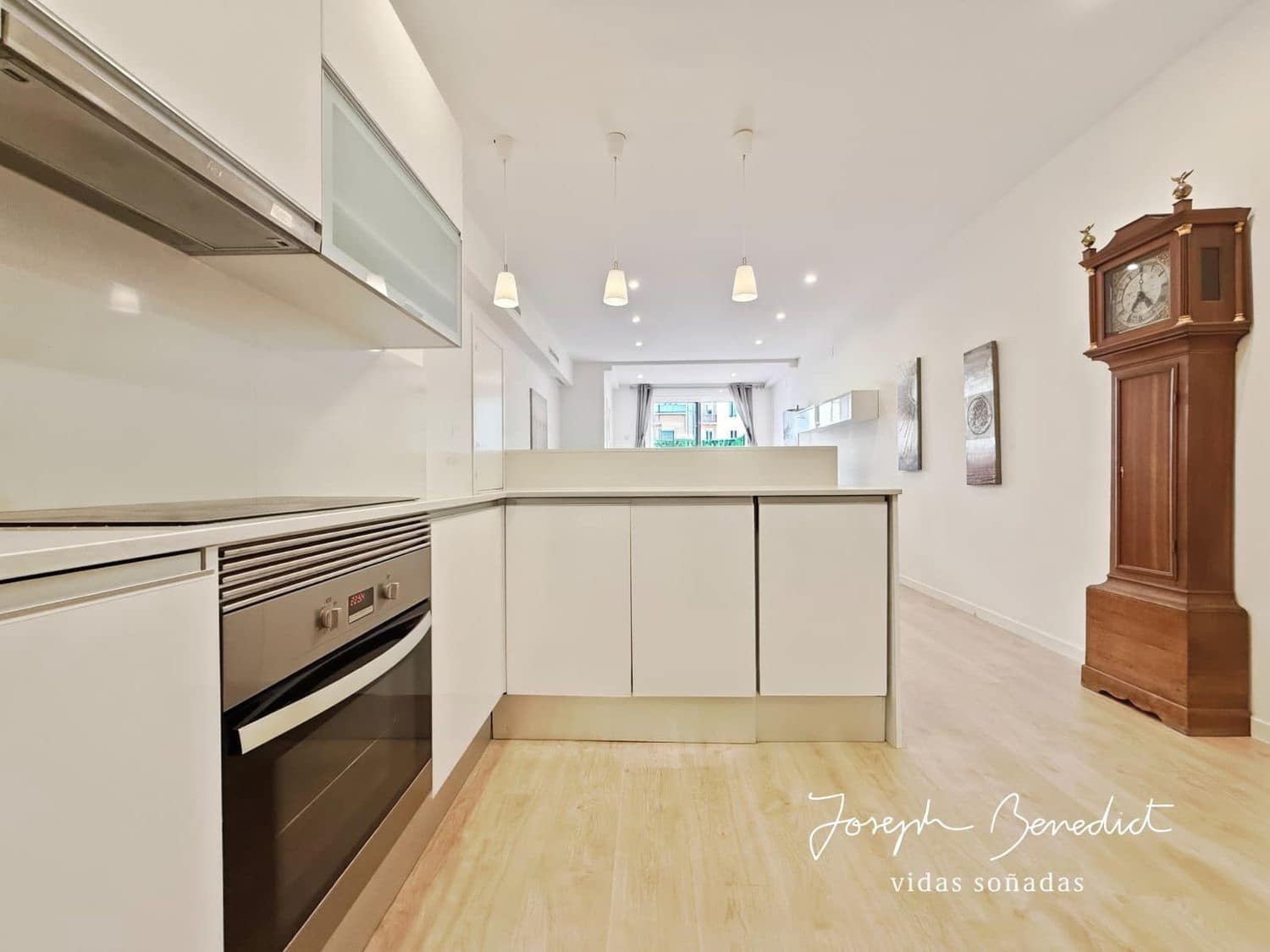 2 sypialnia Apartament na sprzedaż w Miasto Barcelona z garażem - 590 000 € (Ref: 9308241)