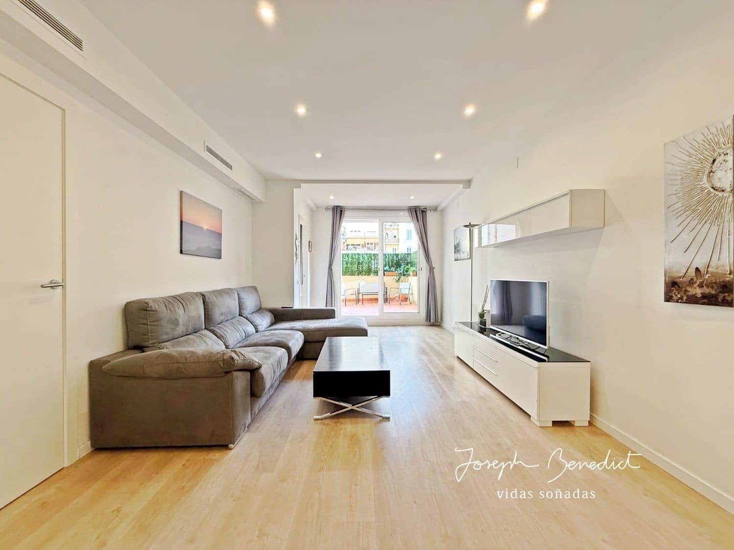 2 sypialnia Apartament na sprzedaż w Miasto Barcelona z garażem - 590 000 € (Ref: 9308241)