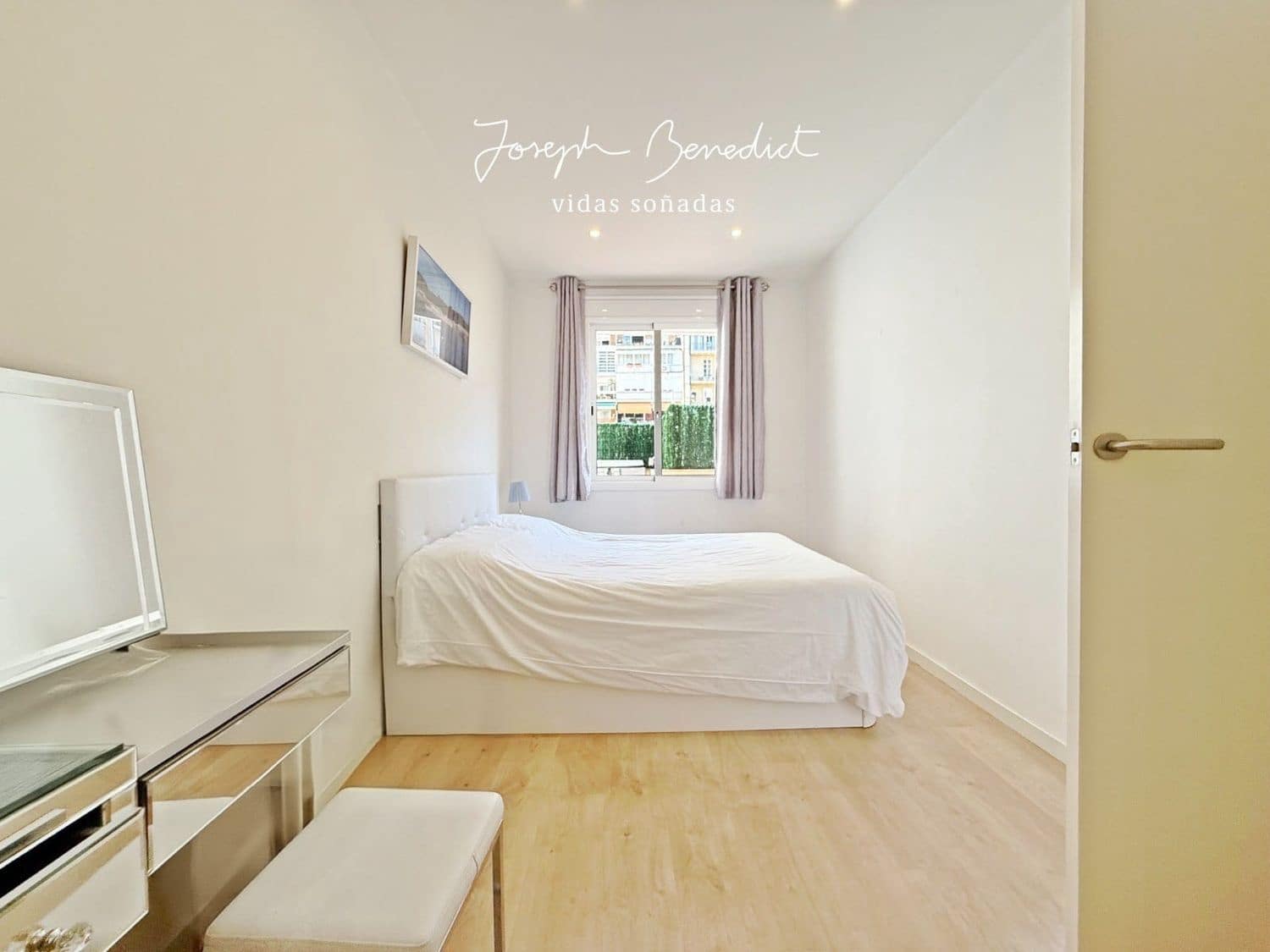 2 sypialnia Apartament na sprzedaż w Miasto Barcelona z garażem - 590 000 € (Ref: 9308241)