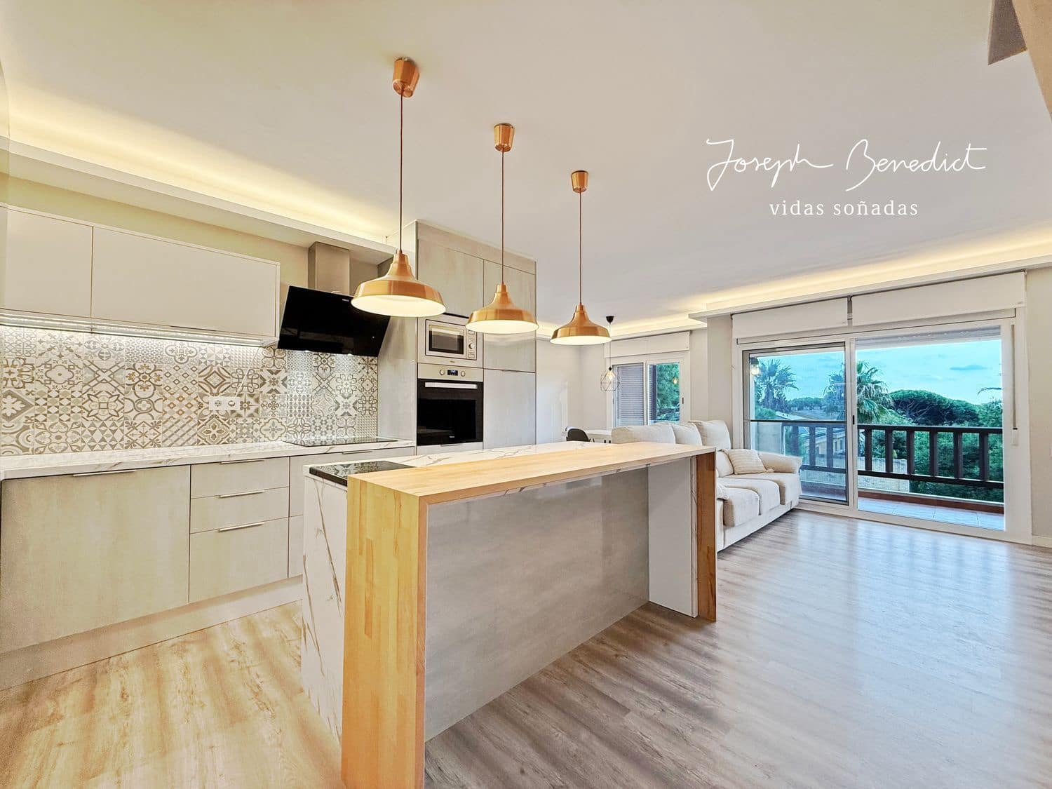 3 Zimmer Apartment zu vermieten in Castelldefels mit Pool Garage - 2.500 € (Ref: 9335644)