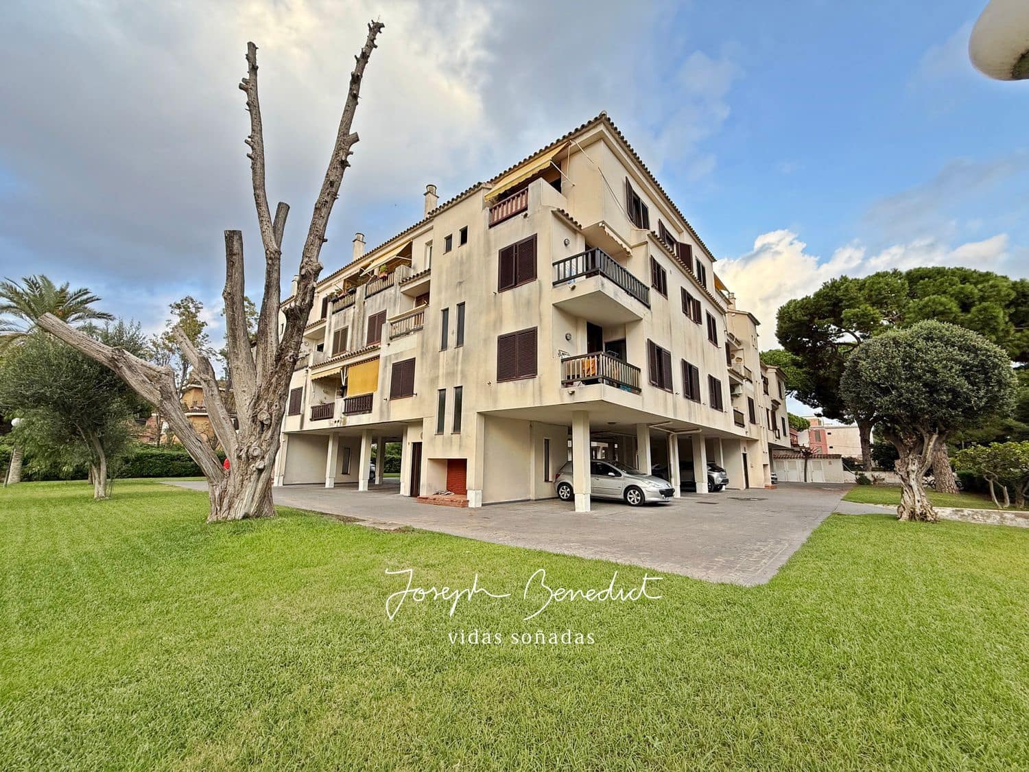 3 Zimmer Apartment zu vermieten in Castelldefels mit Pool Garage - 2.500 € (Ref: 9335644)