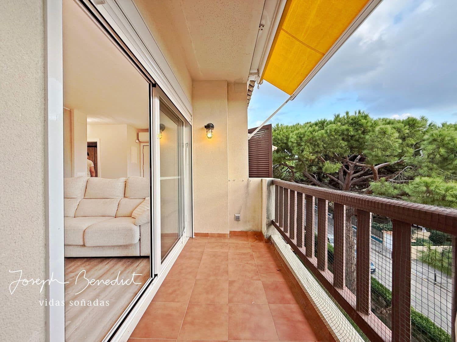 3 Zimmer Apartment zu vermieten in Castelldefels mit Pool Garage - 2.500 € (Ref: 9335644)