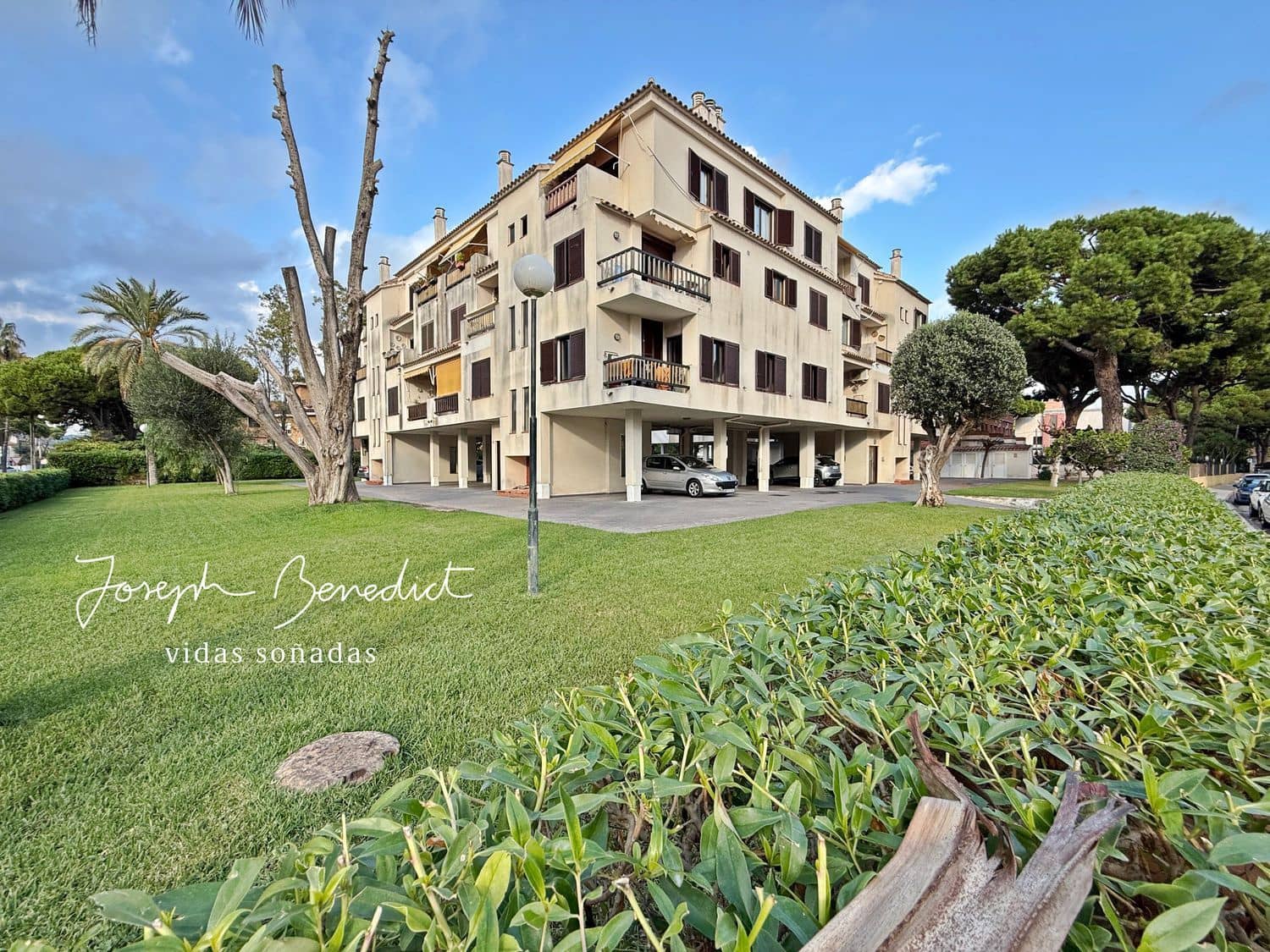 3 Zimmer Apartment zu vermieten in Castelldefels mit Pool Garage - 2.500 € (Ref: 9335644)