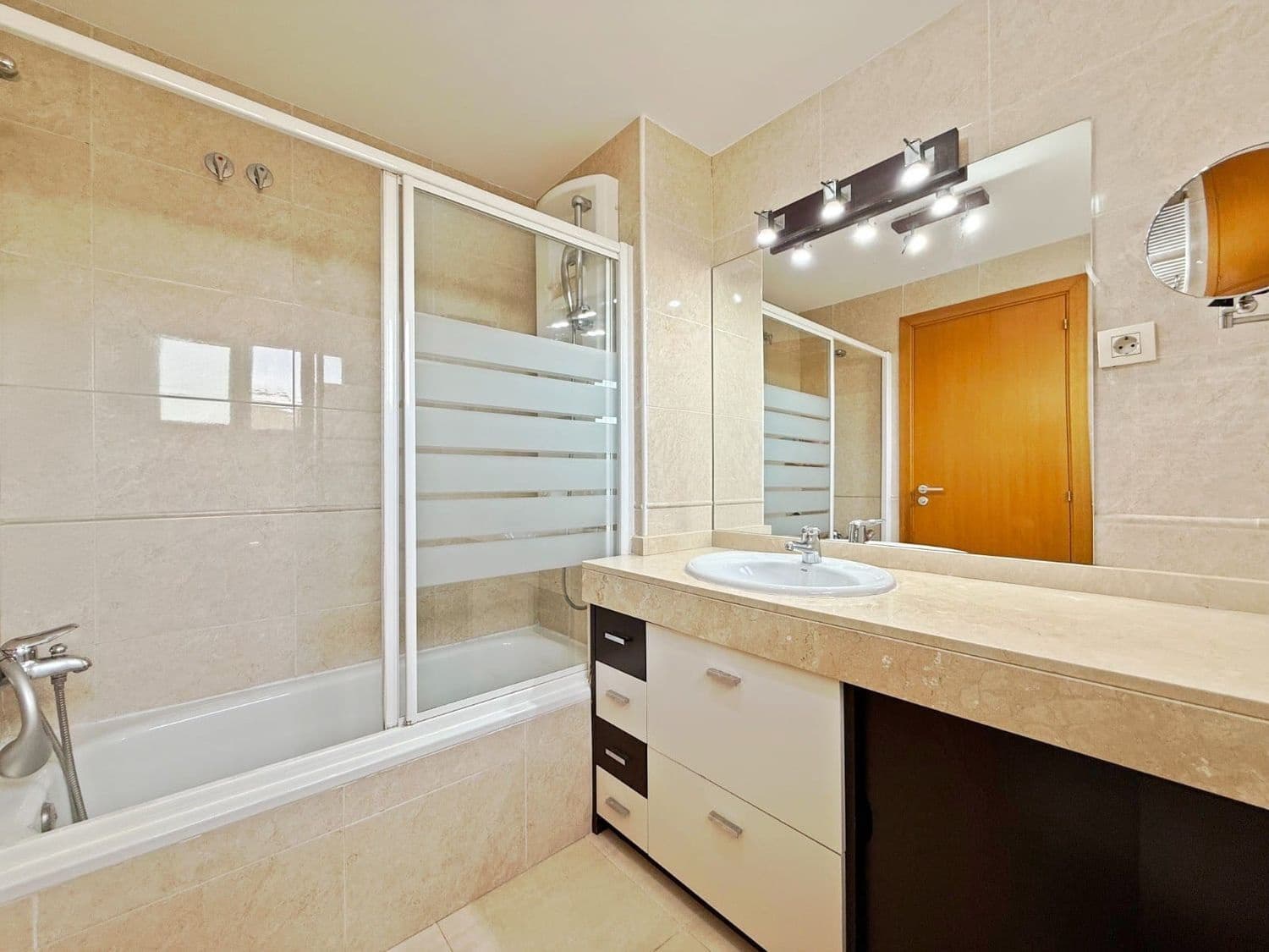 3 soveværelse Lejlighed til salg i Calafell med swimmingpool garage - € 259.000 (Ref: 9371232)