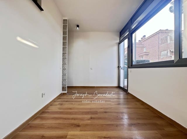 Apartment for rent in Castelldefels with garage - € 1,030 (Ref: 9390030)