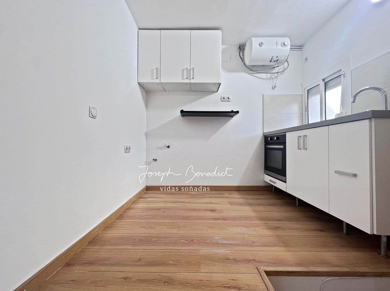 Apartament do wynajęcia w Castelldefels z garażem - 1 030 € (Ref: 9390030)