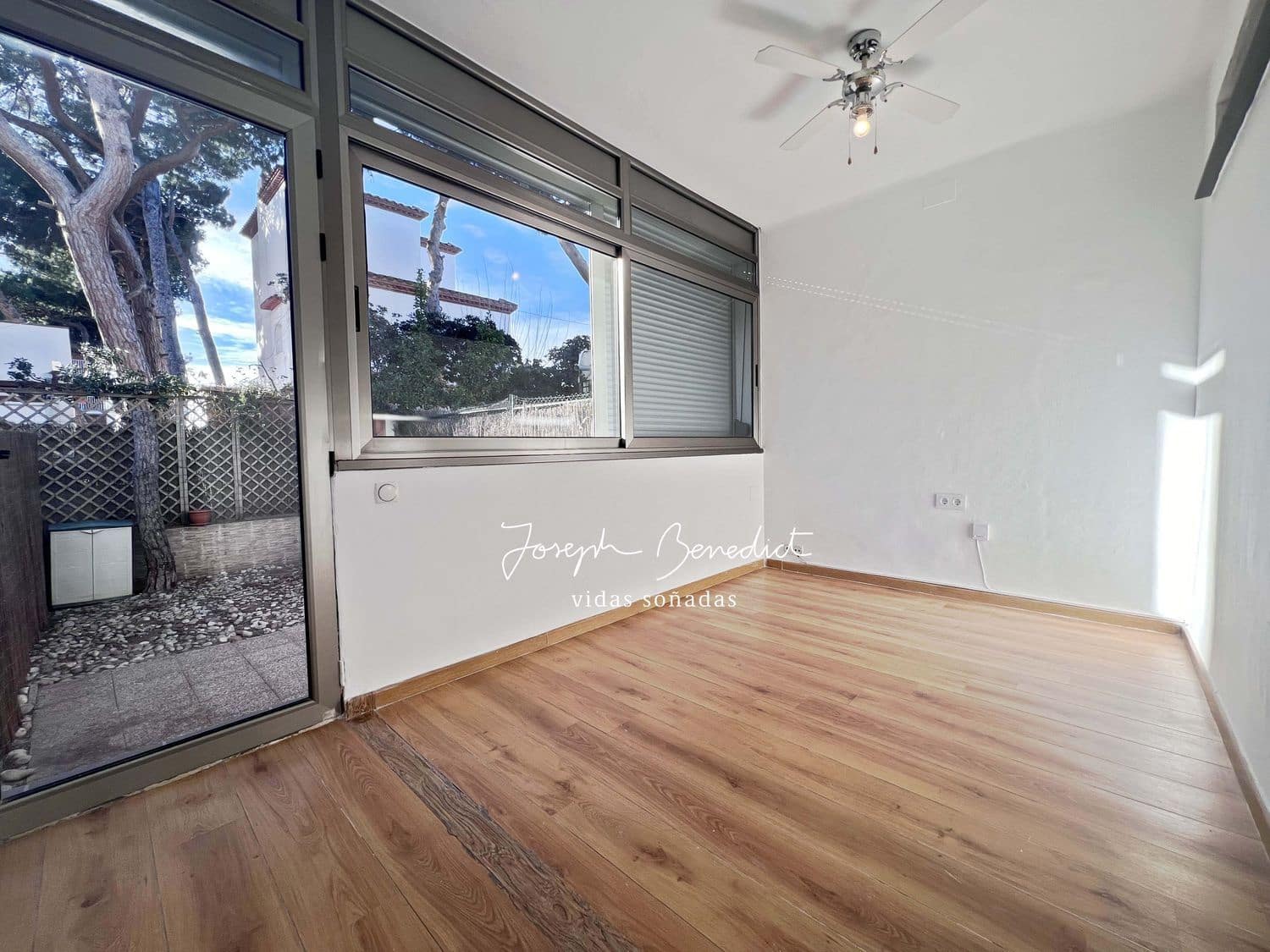 Apartament do wynajęcia w Castelldefels z garażem - 1 030 € (Ref: 9390030)
