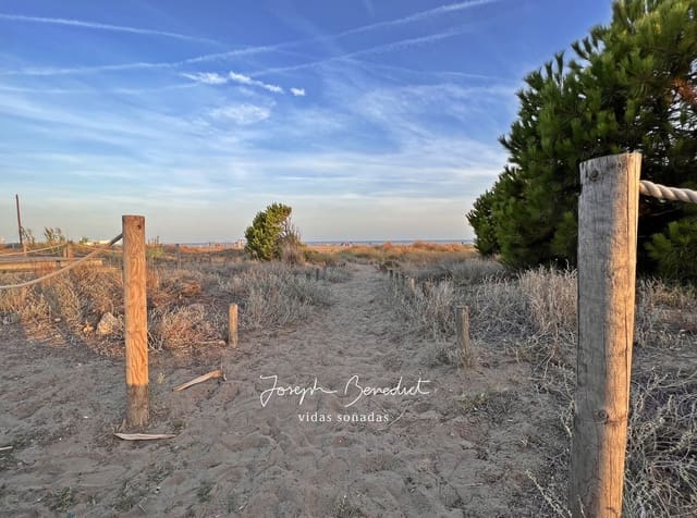 Apartment for rent in Castelldefels with garage - € 1,030 (Ref: 9390030)