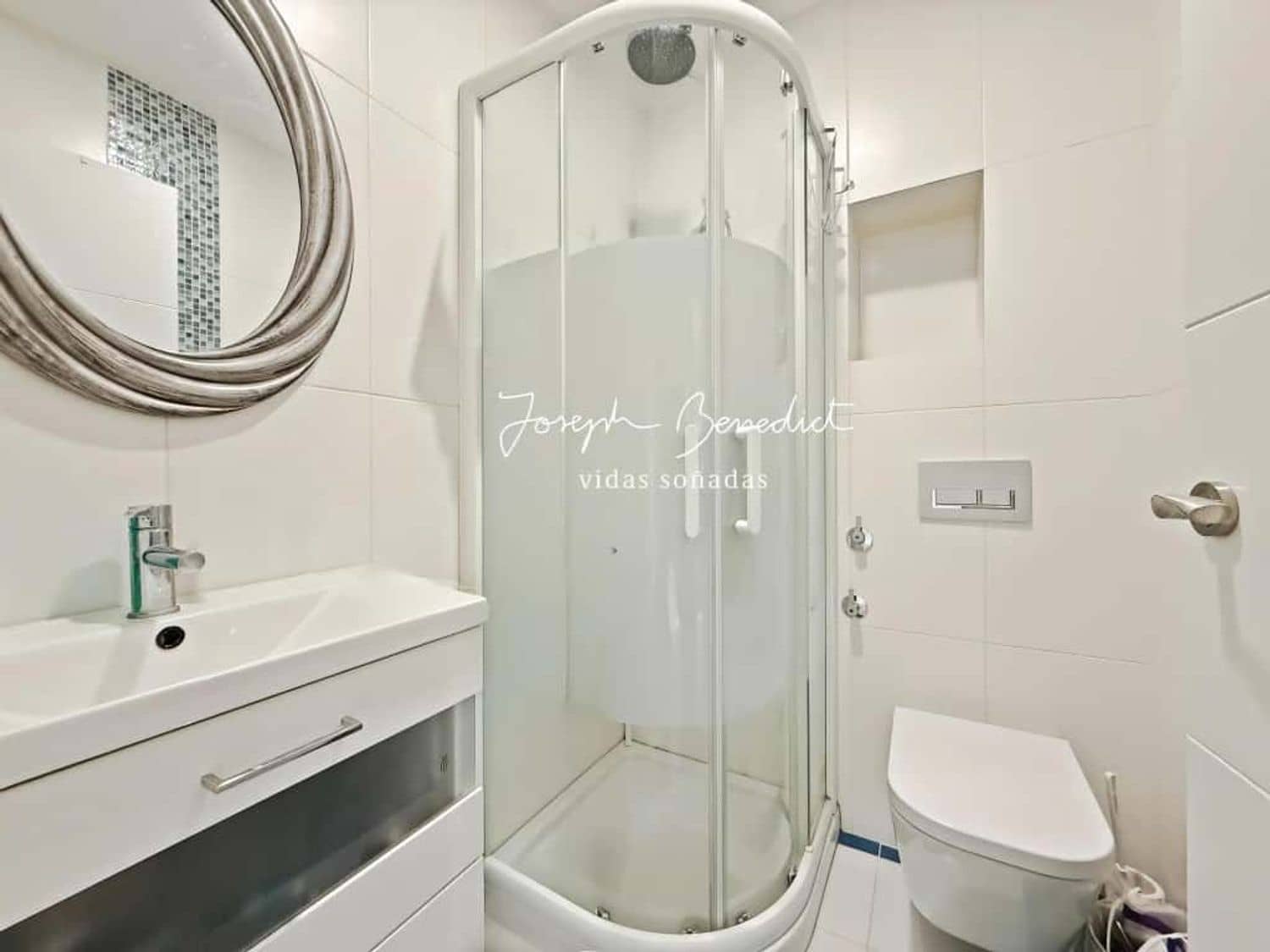 6 bedroom Villa for sale in Castelldefels with pool garage - € 1,150,000 (Ref: 9400403)