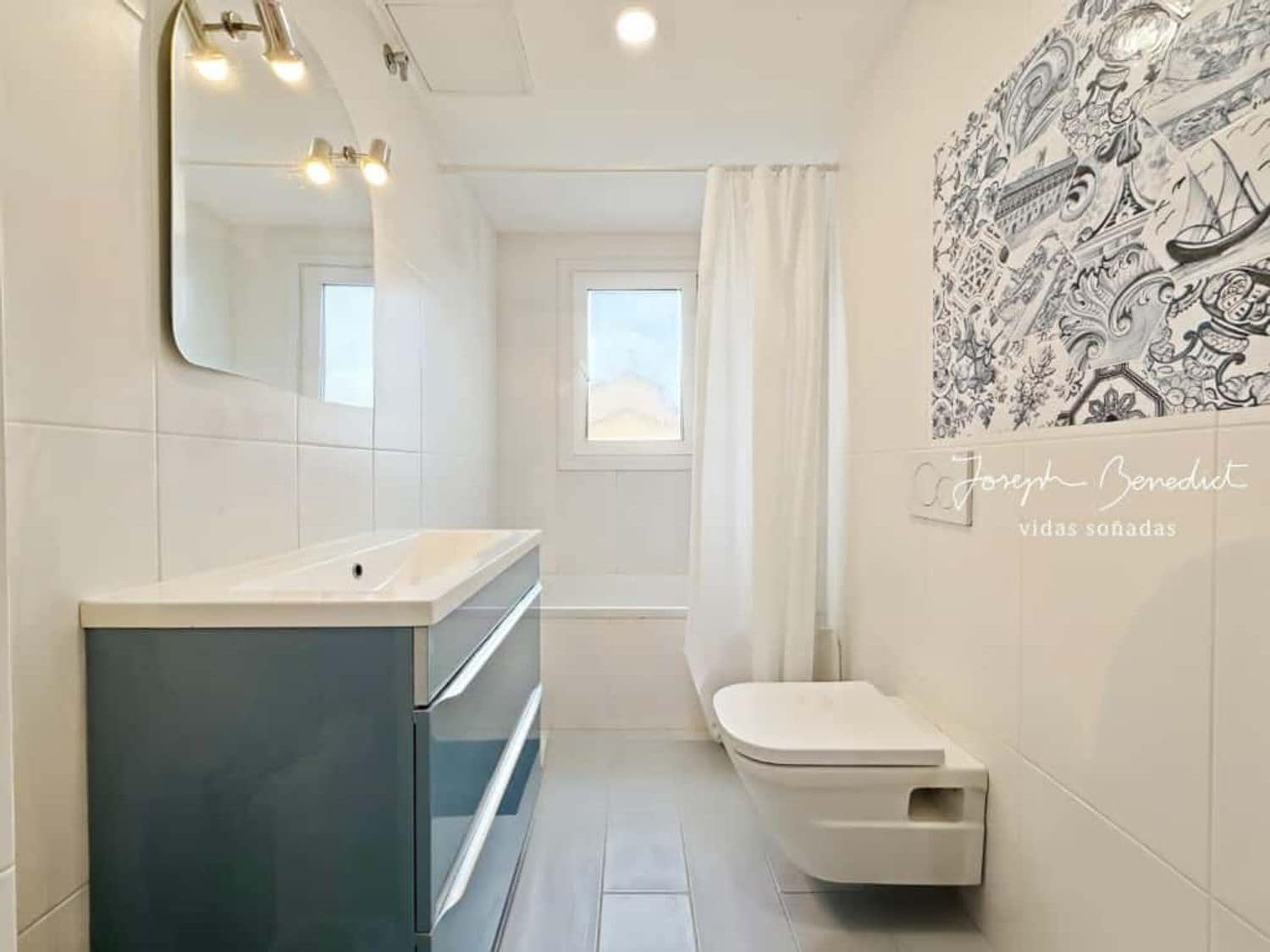 6 bedroom Villa for sale in Castelldefels with pool garage - € 1,150,000 (Ref: 9400403)