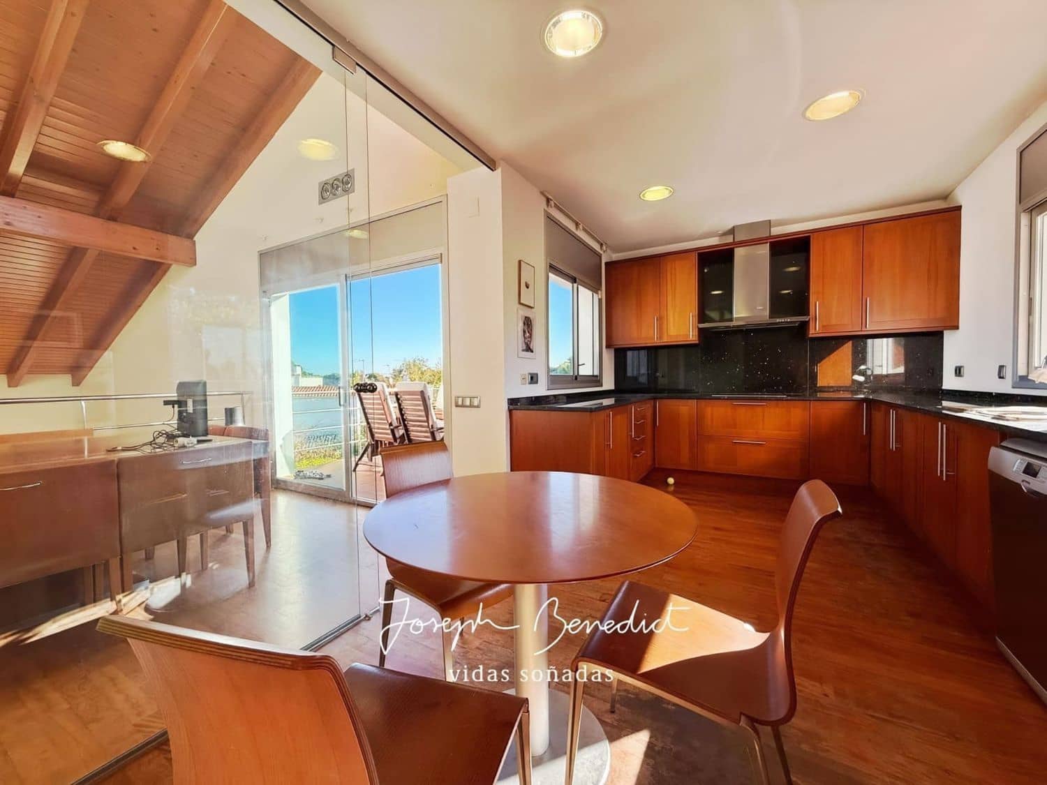 4 soverom Villa til salgs i Castelldefels med garasje - € 1 280 000 (Ref: 9410612)