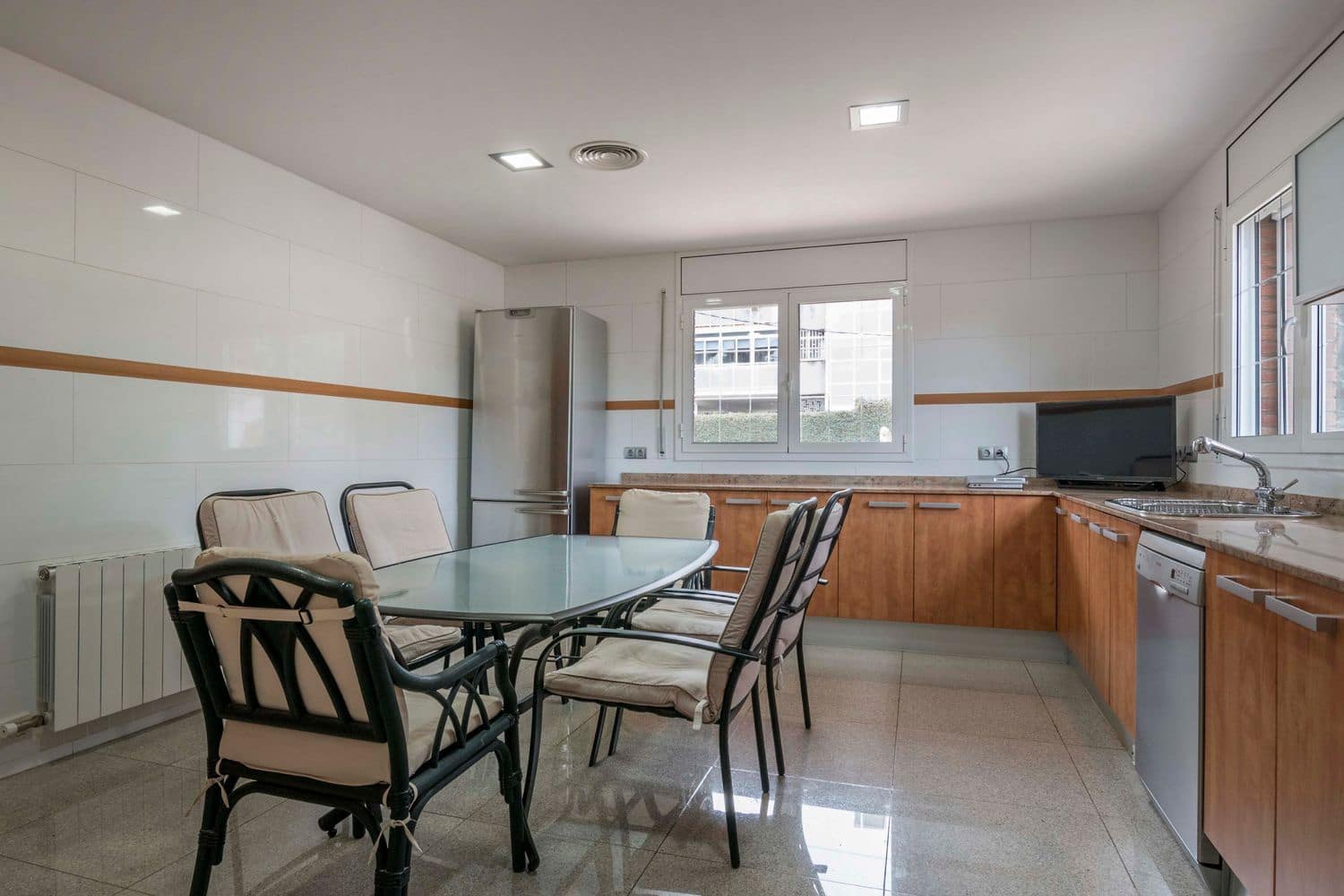 8 bedroom Villa for sale in Castelldefels with pool garage - € 1,900,000 (Ref: 9413636)