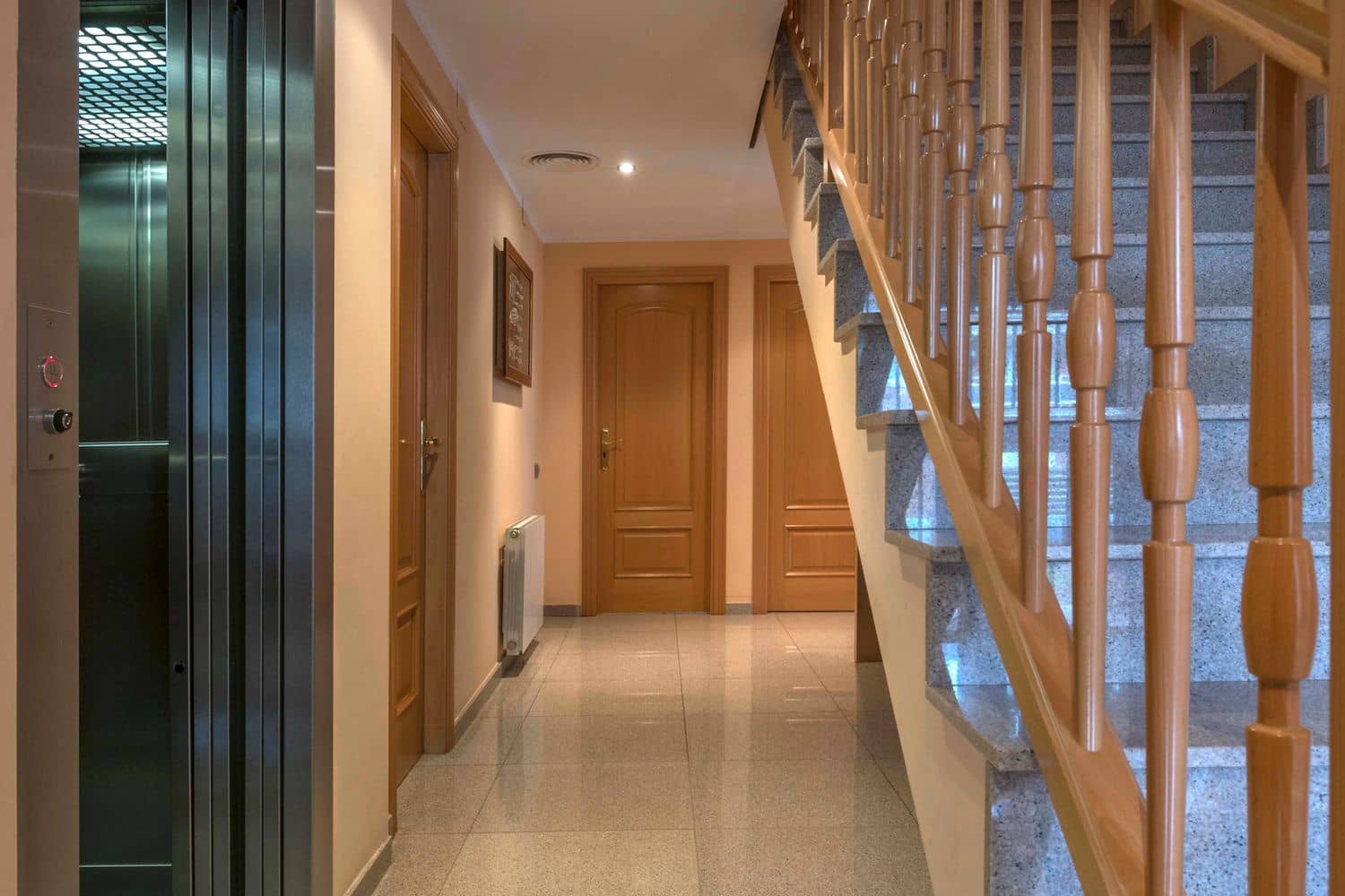 8 bedroom Villa for sale in Castelldefels with pool garage - € 1,900,000 (Ref: 9413636)