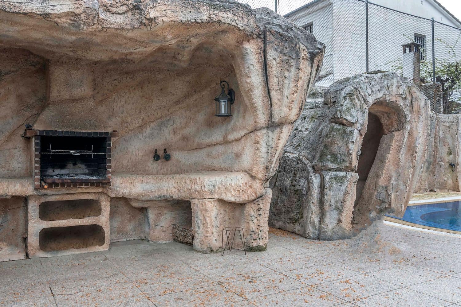 8 bedroom Villa for sale in Castelldefels with pool garage - € 1,900,000 (Ref: 9413636)