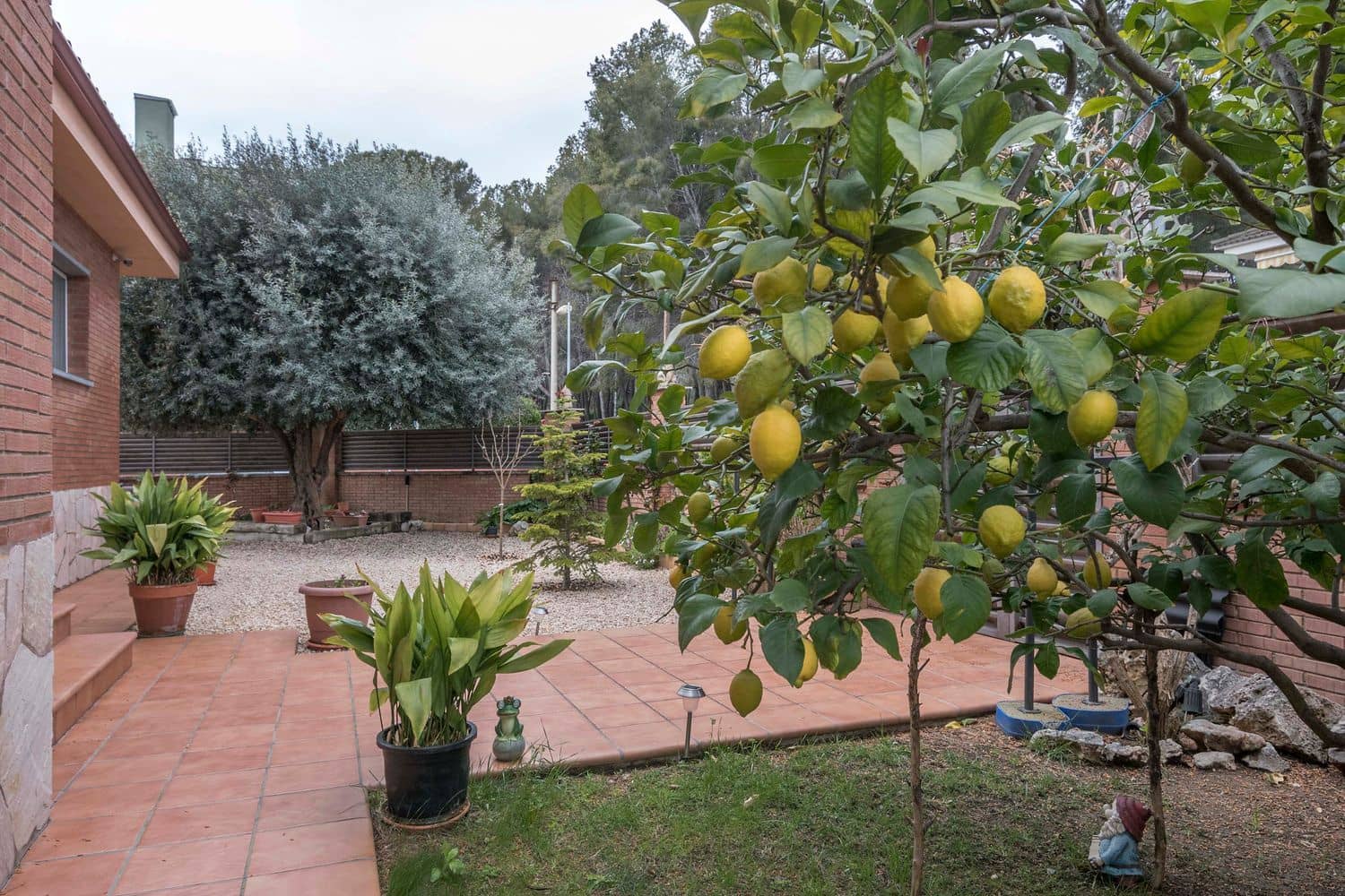 8 bedroom Villa for sale in Castelldefels with pool garage - € 1,900,000 (Ref: 9413636)