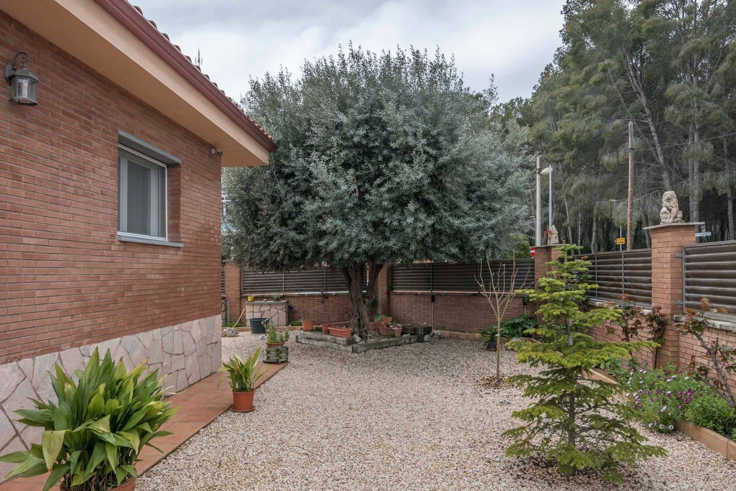 8 bedroom Villa for sale in Castelldefels with pool garage - € 1,900,000 (Ref: 9413636)