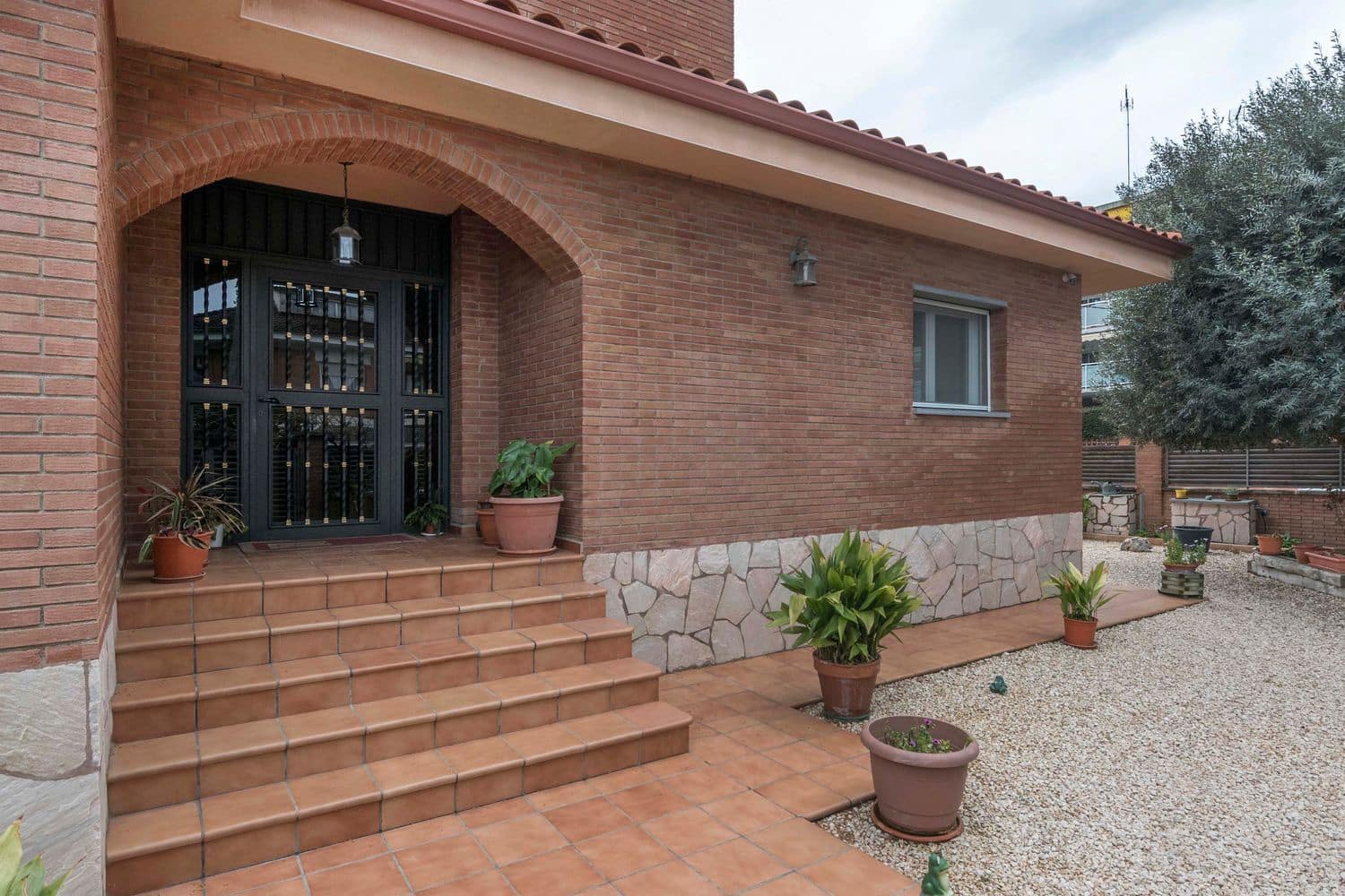 8 bedroom Villa for sale in Castelldefels with pool garage - € 1,900,000 (Ref: 9413636)