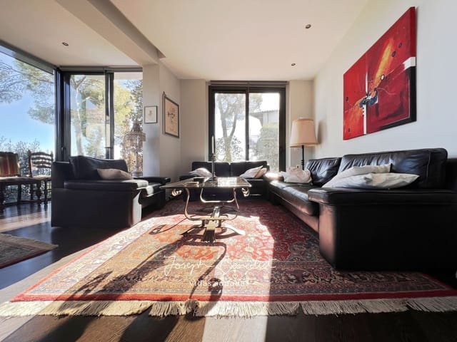 1 sypialnia Willa na sprzedaż w Castelldefels z garażem - 760 000 € (Ref: 9415370)