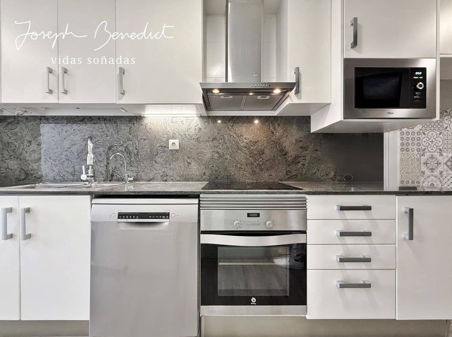 3 quarto Apartamento para venda em Castelldefels com piscina garagem - 675 000 € (Ref: 9436735)