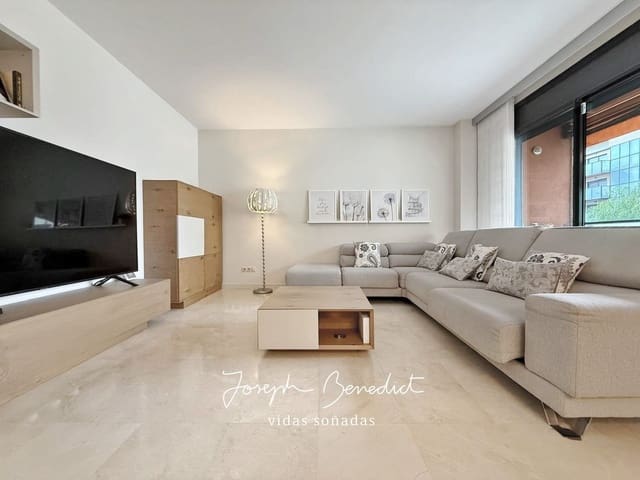 3 quarto Apartamento para venda em Castelldefels com piscina garagem - 675 000 € (Ref: 9436735)