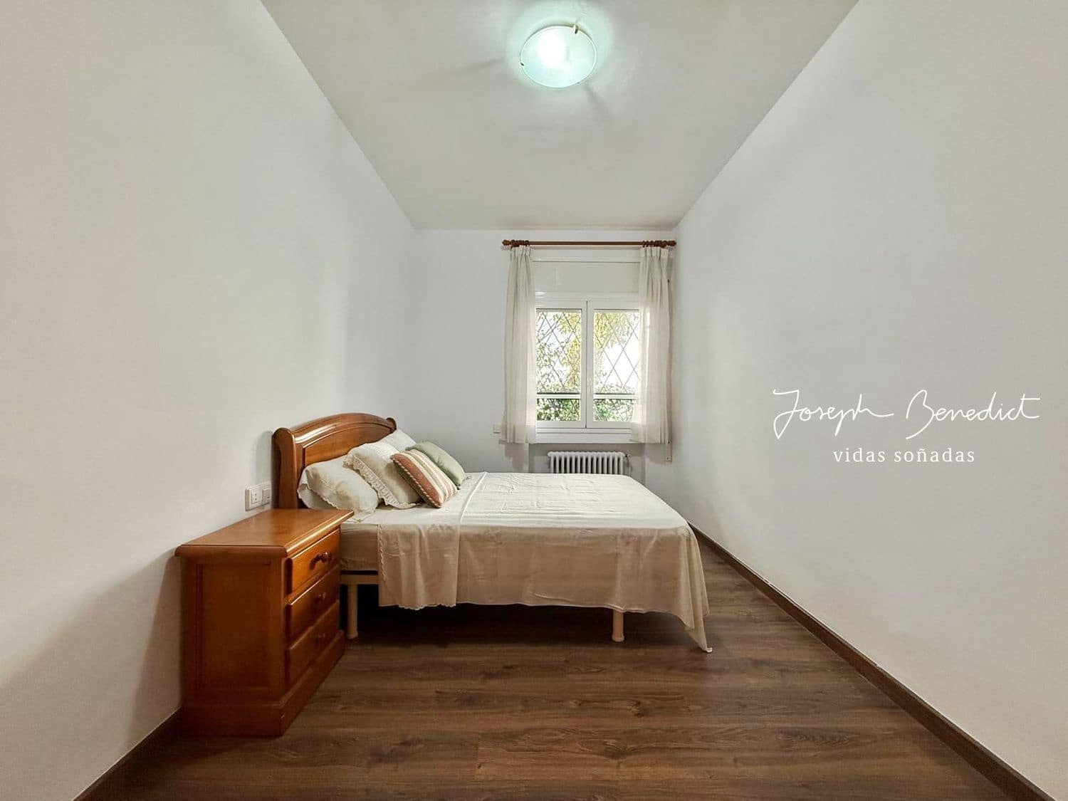 4 bedroom Villa for sale in Begues with pool garage - € 620,000 (Ref: 9494409)