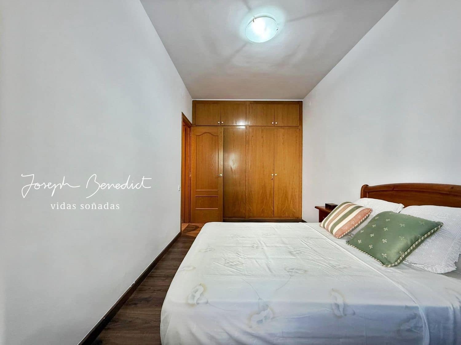 4 bedroom Villa for sale in Begues with pool garage - € 620,000 (Ref: 9494409)