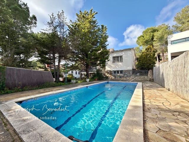 4 soveværelse Villa til salg i Begues med swimmingpool garage - € 620.000 (Ref: 9494409)