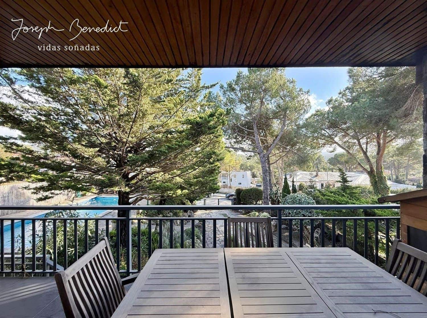 4 bedroom Villa for sale in Begues with pool garage - € 620,000 (Ref: 9494409)