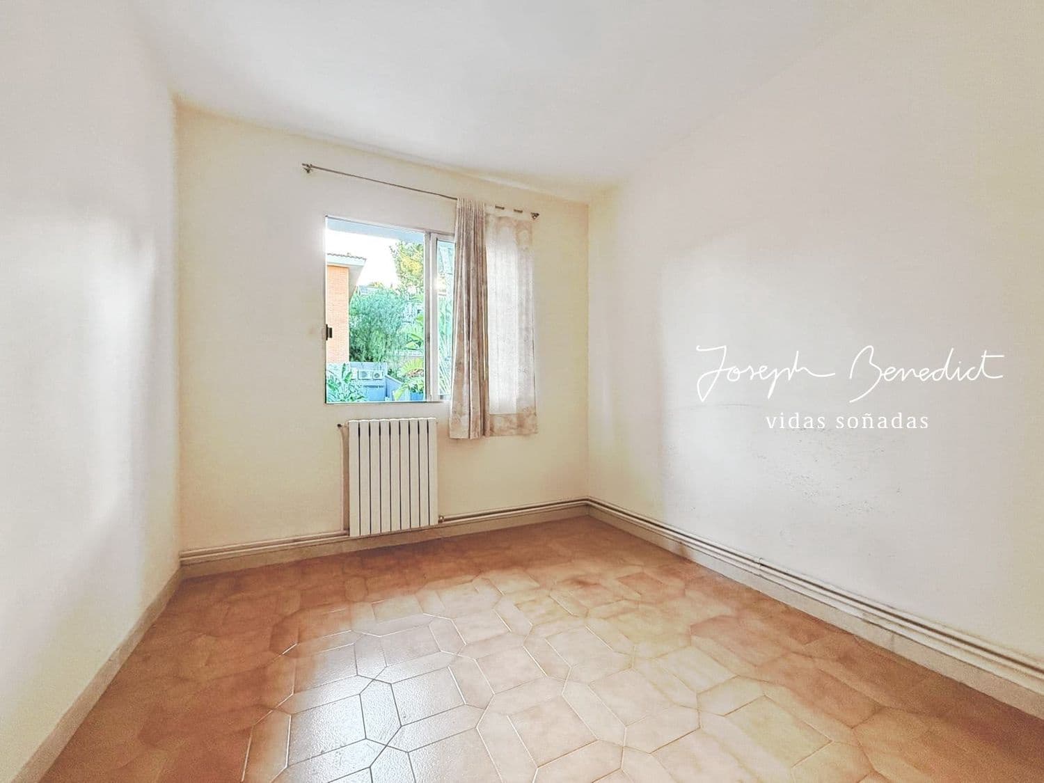 4 bedroom Villa for sale in Castelldefels with pool garage - € 690,000 (Ref: 9512108)