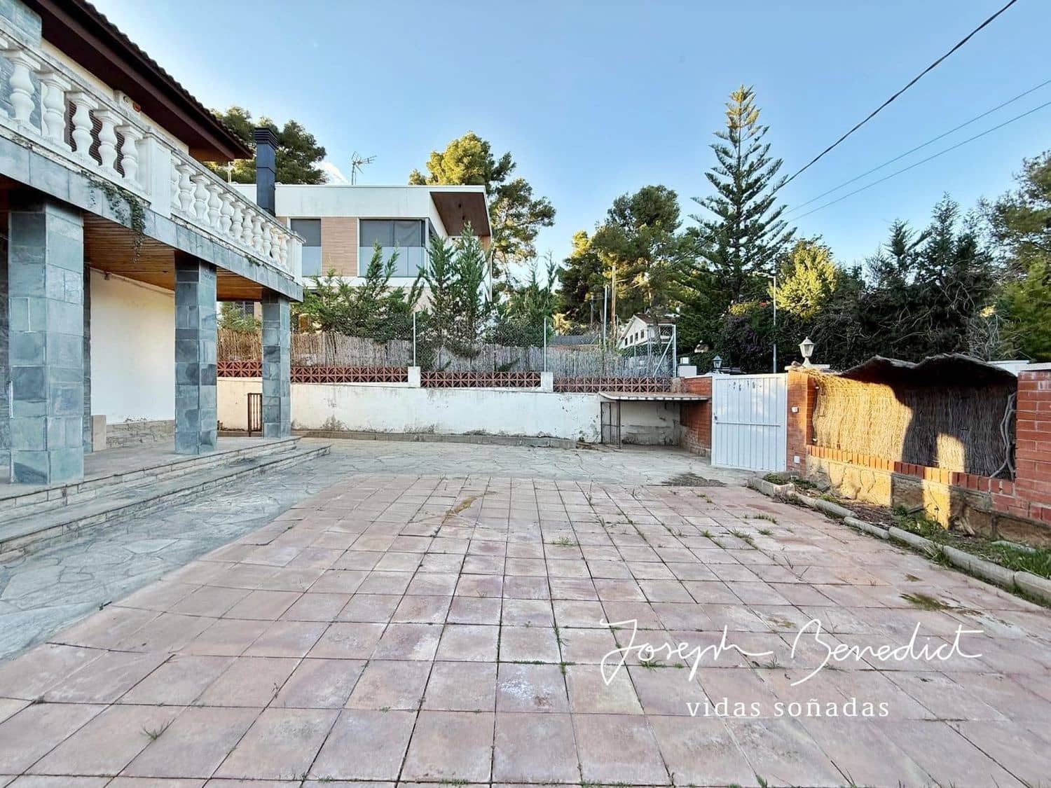 4 bedroom Villa for sale in Castelldefels with pool garage - € 690,000 (Ref: 9512108)