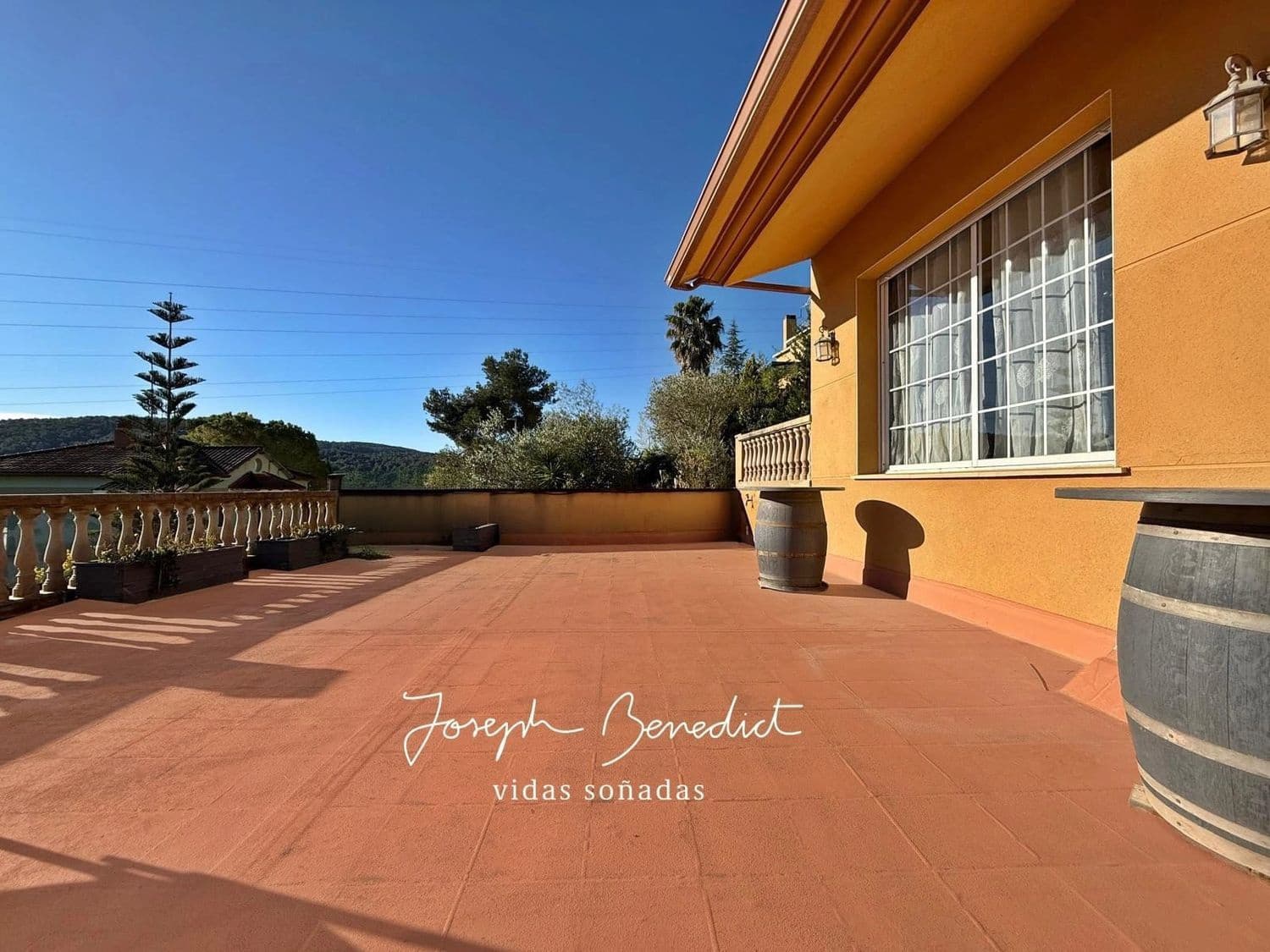 4 soveværelse Villa til salg i Begues med swimmingpool garage - € 565.000 (Ref: 9547385)