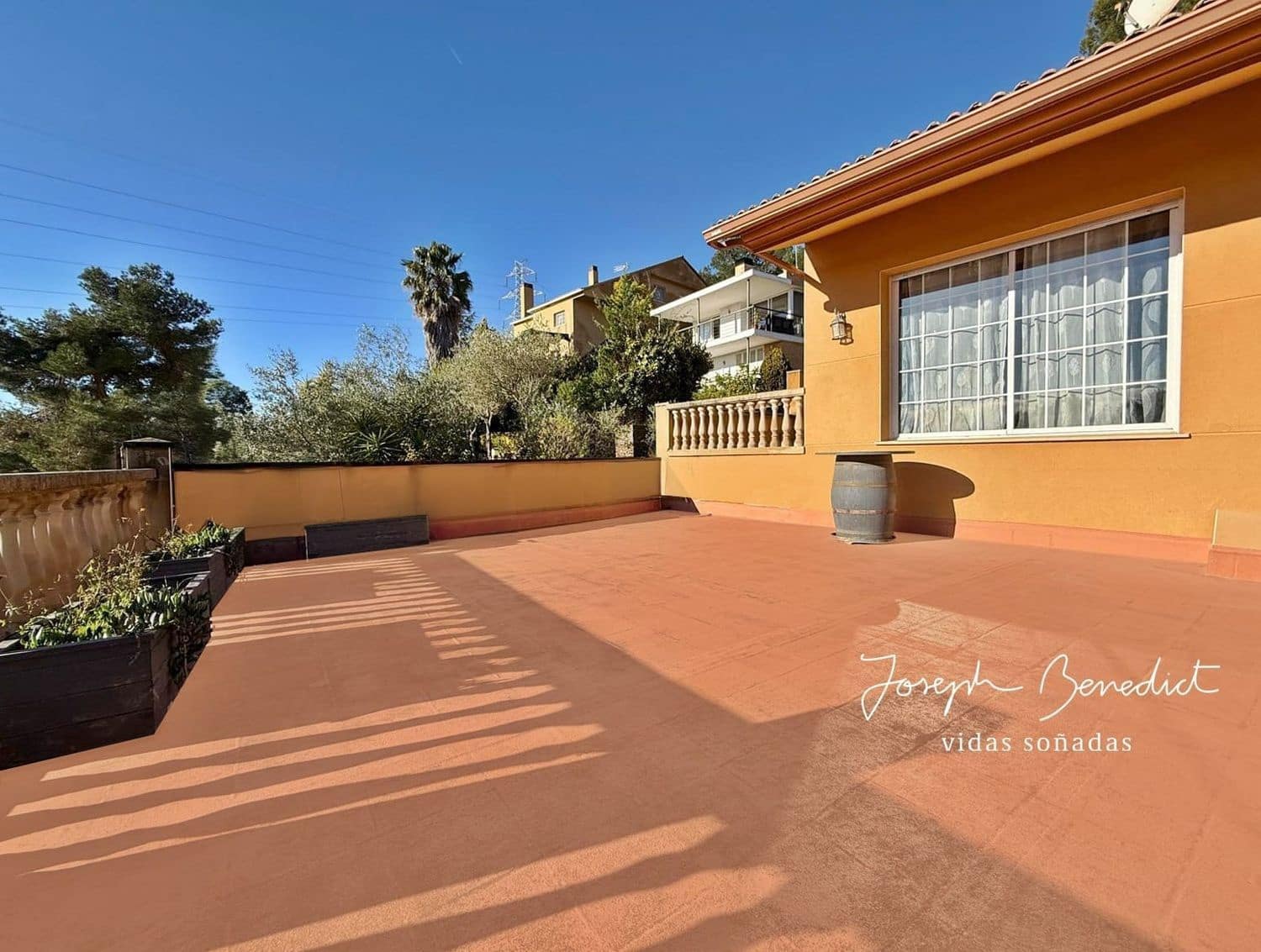 4 soveværelse Villa til salg i Begues med swimmingpool garage - € 565.000 (Ref: 9547385)