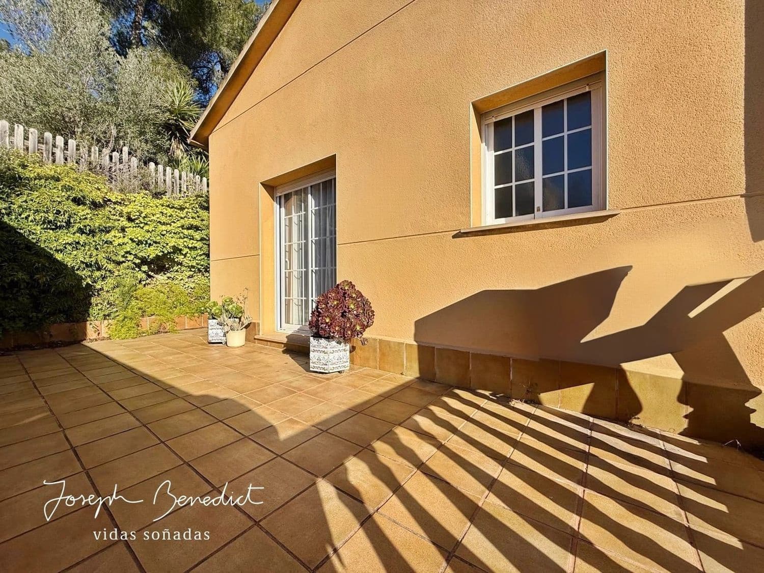 4 soveværelse Villa til salg i Begues med swimmingpool garage - € 565.000 (Ref: 9547385)