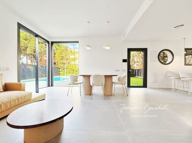 3 soveværelse Byhus til salg i Gavà med swimmingpool garage - € 1.280.000 (Ref: 9554372)