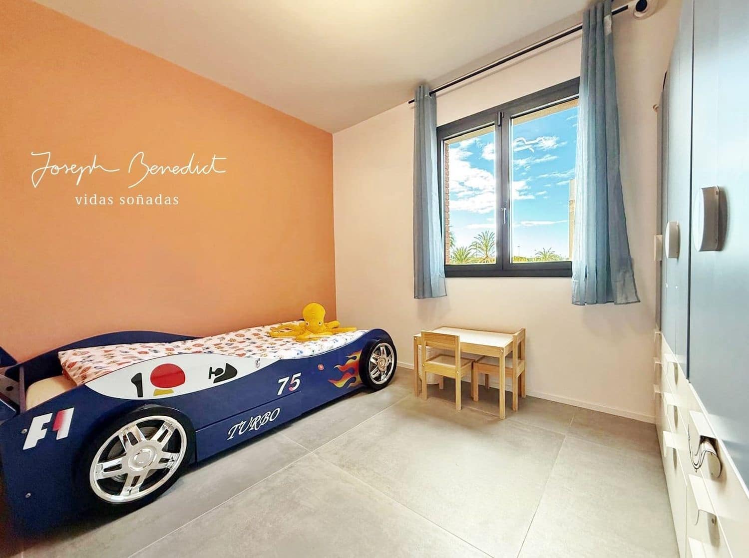 3 soveværelse Byhus til salg i Gava med swimmingpool garage - € 1.280.000 (Ref: 9554372)