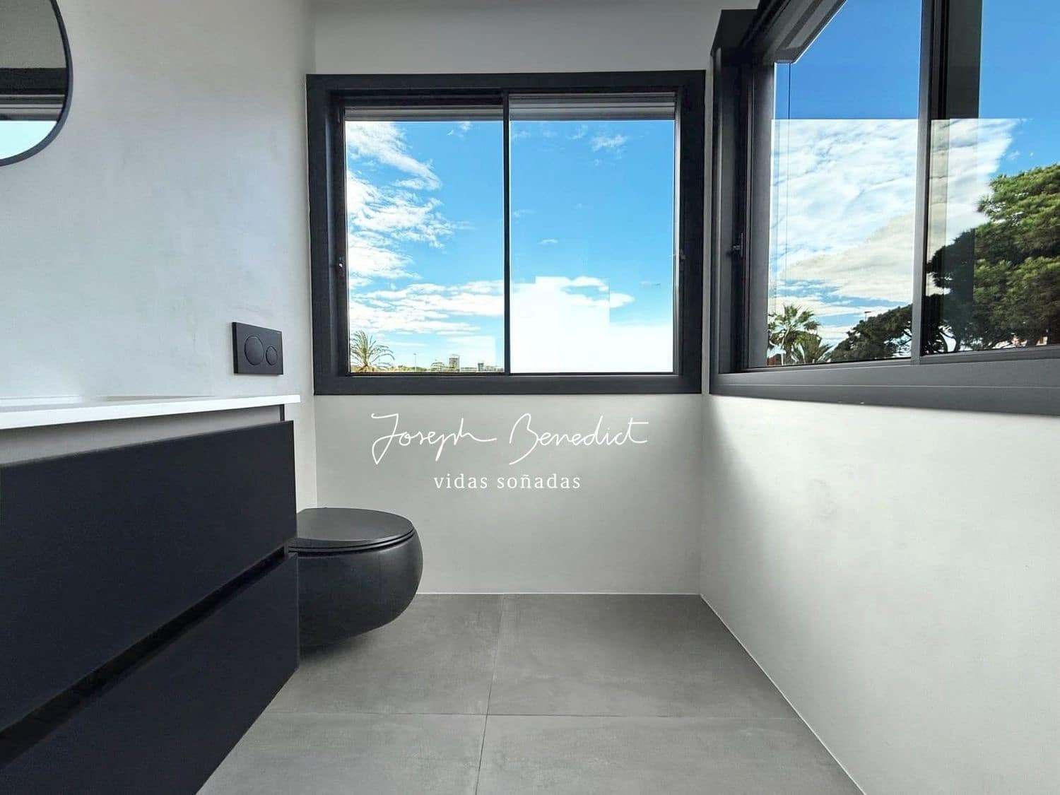 3 soveværelse Byhus til salg i Gava med swimmingpool garage - € 1.280.000 (Ref: 9554372)