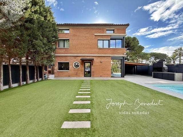 3 soveværelse Byhus til salg i Gavà med swimmingpool garage - € 1.280.000 (Ref: 9554372)