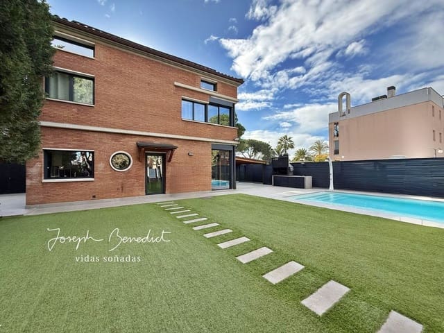 3 soveværelse Byhus til salg i Gavà med swimmingpool garage - € 1.280.000 (Ref: 9554372)