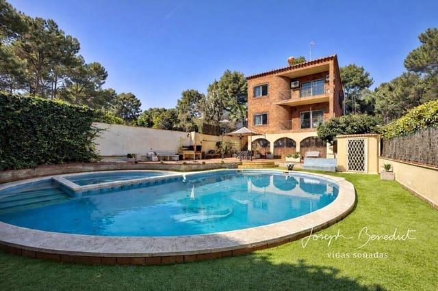 6 chambre Villa/Maison à vendre à Castelldefels avec piscine garage - 1 295 000 € (Ref: 9636196)