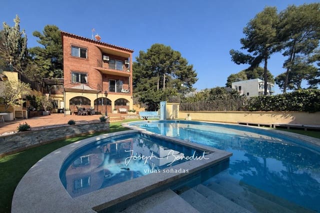 6 chambre Villa/Maison à vendre à Castelldefels avec piscine garage - 1 295 000 € (Ref: 9636196)