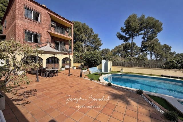 6 chambre Villa/Maison à vendre à Castelldefels avec piscine garage - 1 295 000 € (Ref: 9636196)
