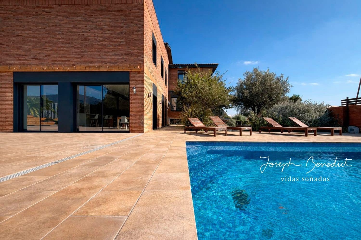 6 chambre Villa/Maison à vendre à Gava avec piscine garage - 1 500 000 € (Ref: 9643670)